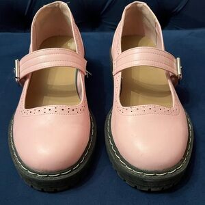 Torrid 9WW Lug sole Maryjanes. Pink!